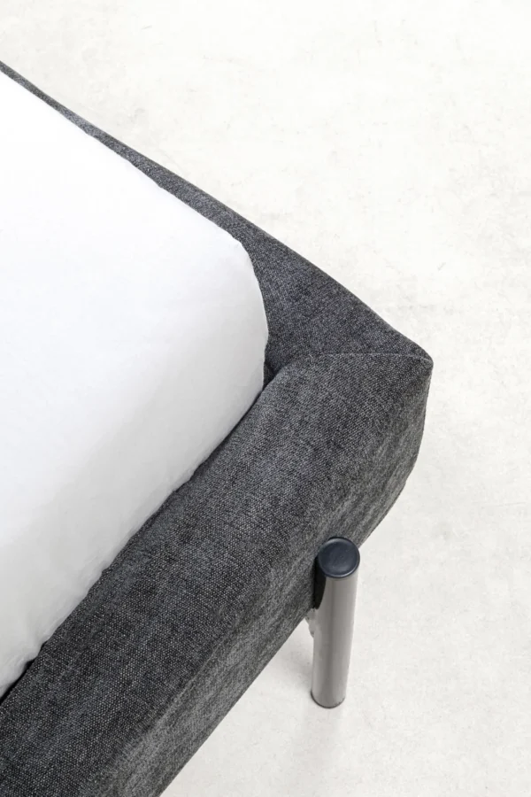 Letto Tivoli grigio 180x200cm - KARE