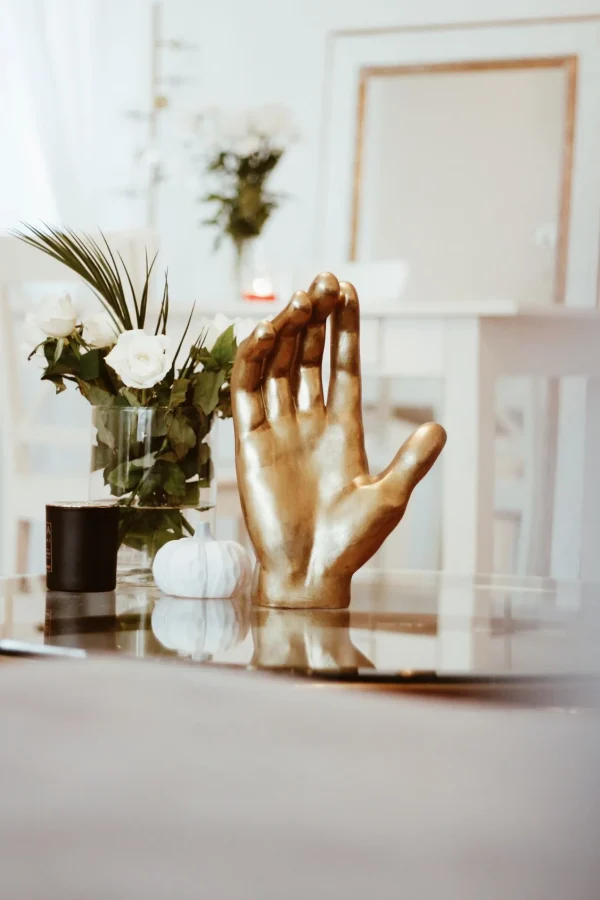 Oggetto decorativo Mano oro - KARE