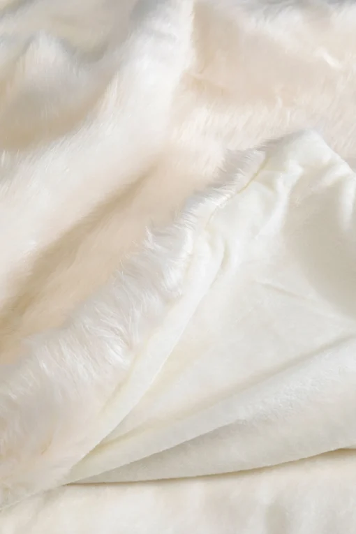 KARE Design Coperta in pelliccia Polar 200x140 crema - KARE> Cuscini