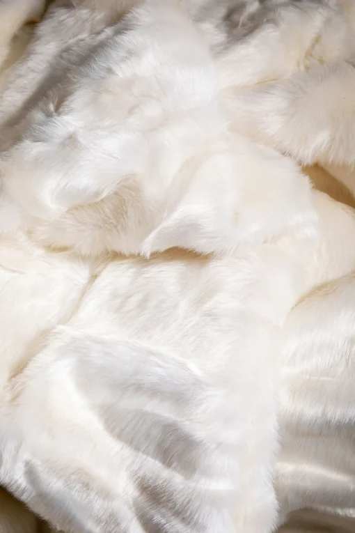 KARE Design Coperta in pelliccia Polar 200x140 crema - KARE> Cuscini