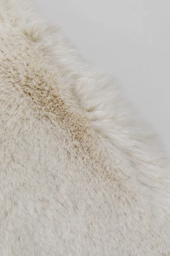 KARE Design Coperta Mika Crema 150x200cm - KARE></noscript> Cuscini