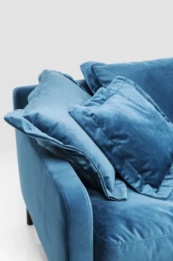 KARE Design DIVANO LULLABY 3-POSTI PETROLIO - KARE></noscript> Divani