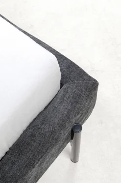 KARE Design Letto Tivoli grigio 180x200cm - KARE></noscript> Letti