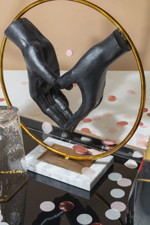 KARE Design Oggetto decorativo mani cuore Elements Heart Hand - KARE> Statuette Decorative