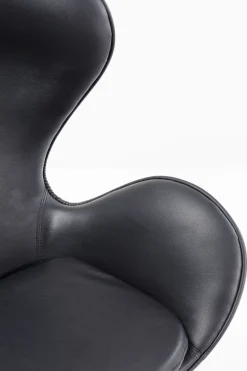 KARE Design Poltrona Girevole Lounge Nero/Noce - KARE></noscript> Poltrone